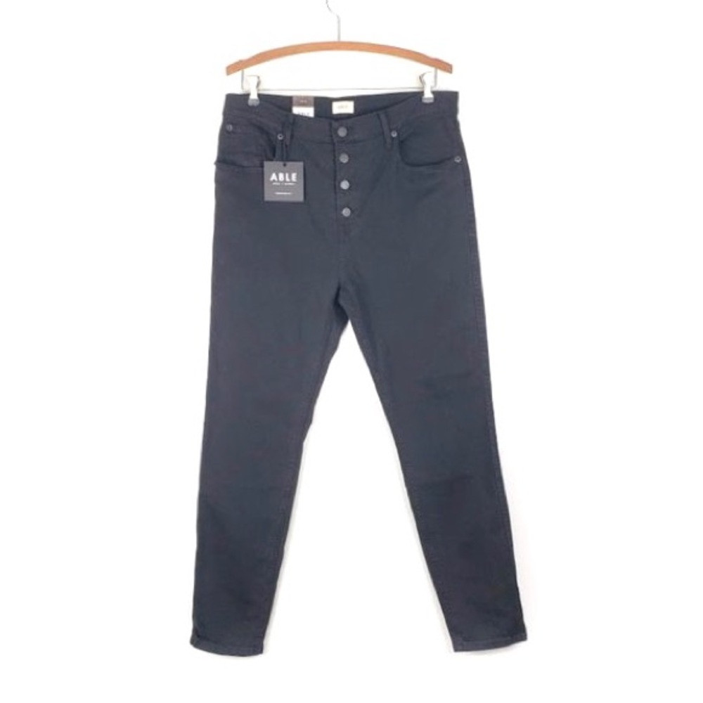 (26) Able Button Front Daysi Wash Jeans,‎ Size 25, NWT